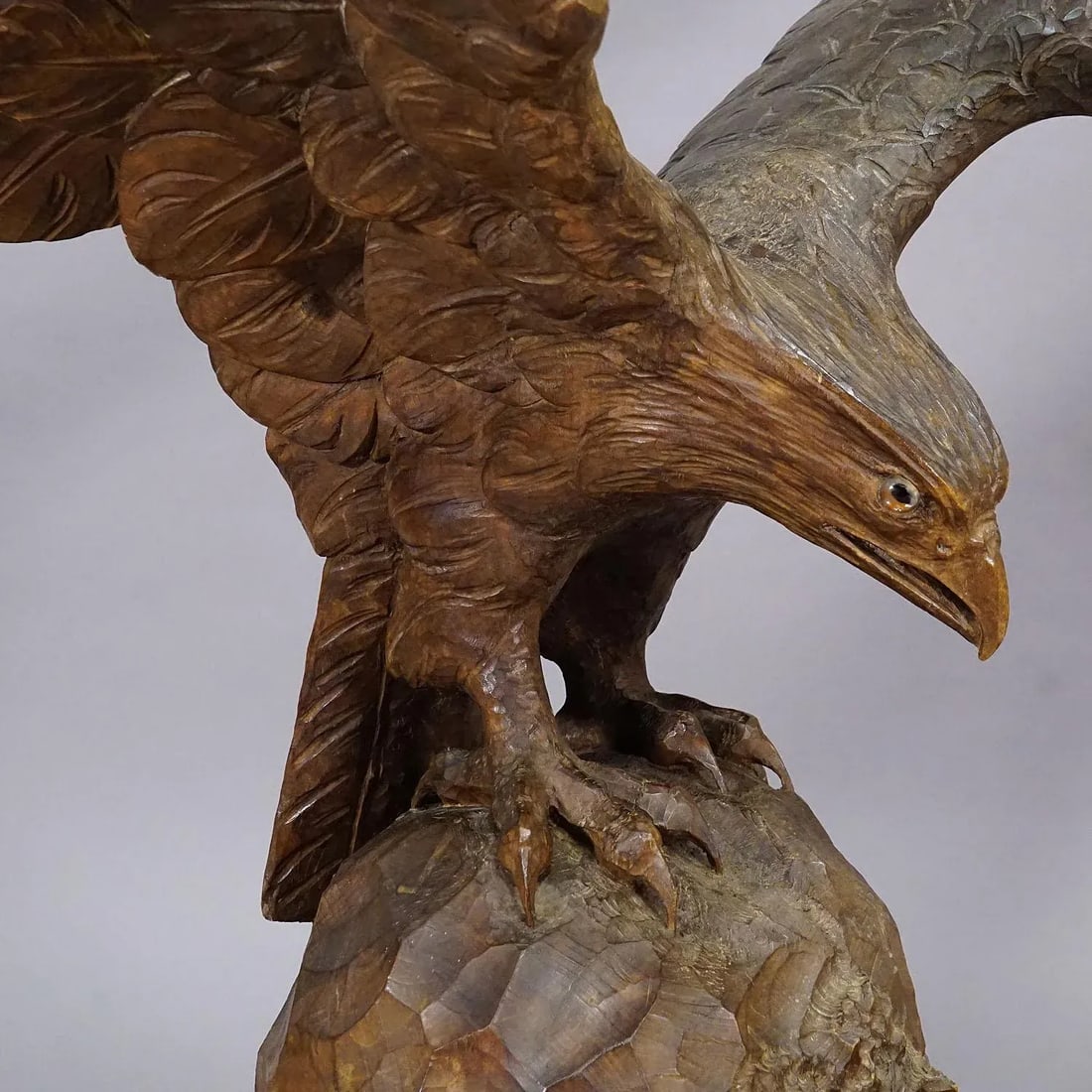 Large Hand-Carved Statue of an Eagle, Black Forest Ca. 1900 - 7