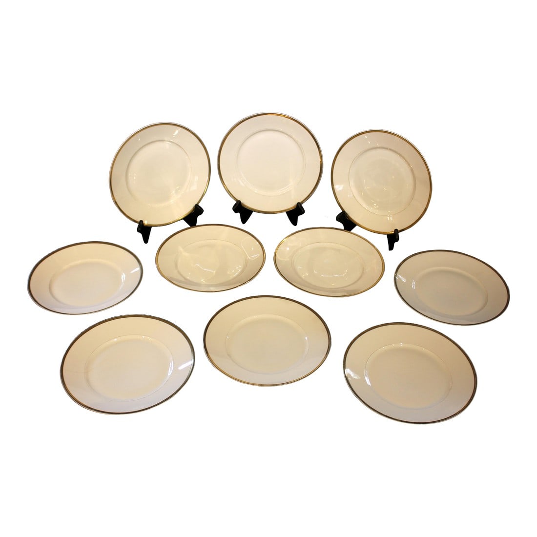 C. 1915-30 Set of 10 Dinner Plates in Rosenthal's "Donatello" Design: Circa 1915-30 set of 10 dinner plates, Rosenthal's Donatello design. Art Nouveau-Art Deco. Rare gilt & onyx band decor. One plate with fairly large hairline. Light wear commensurate with use & age.