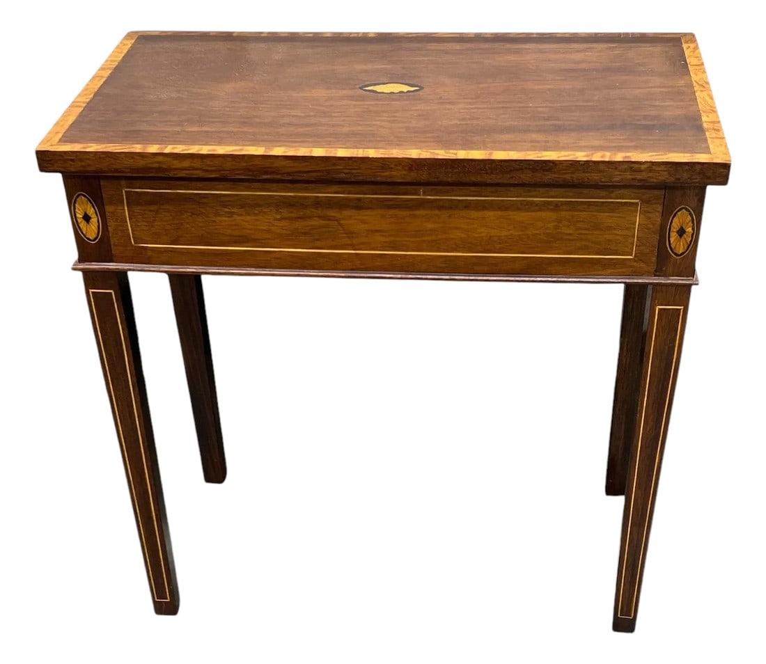 Vintage Handmade Inlaid Seashell Design Center Wood Table: Handmade side / drink table featuring inlaid shell center design with banded inlay surrounding the top. Pencil inlay is featured on the outside of the legs Apron has a pencil inlay rectangle in the
