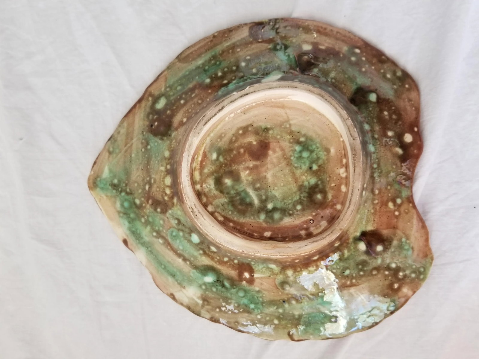 Begonia Leaf Majolica Serving Plate - 2