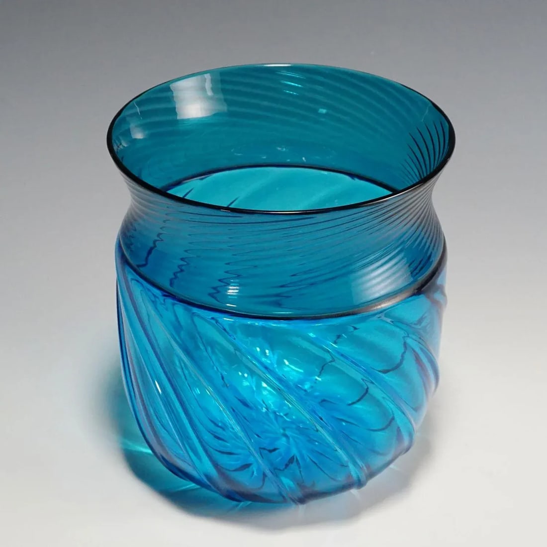 Vase Opulus, Brigitta Carlsson and Ove Thorssen for Venini 1972 - 2