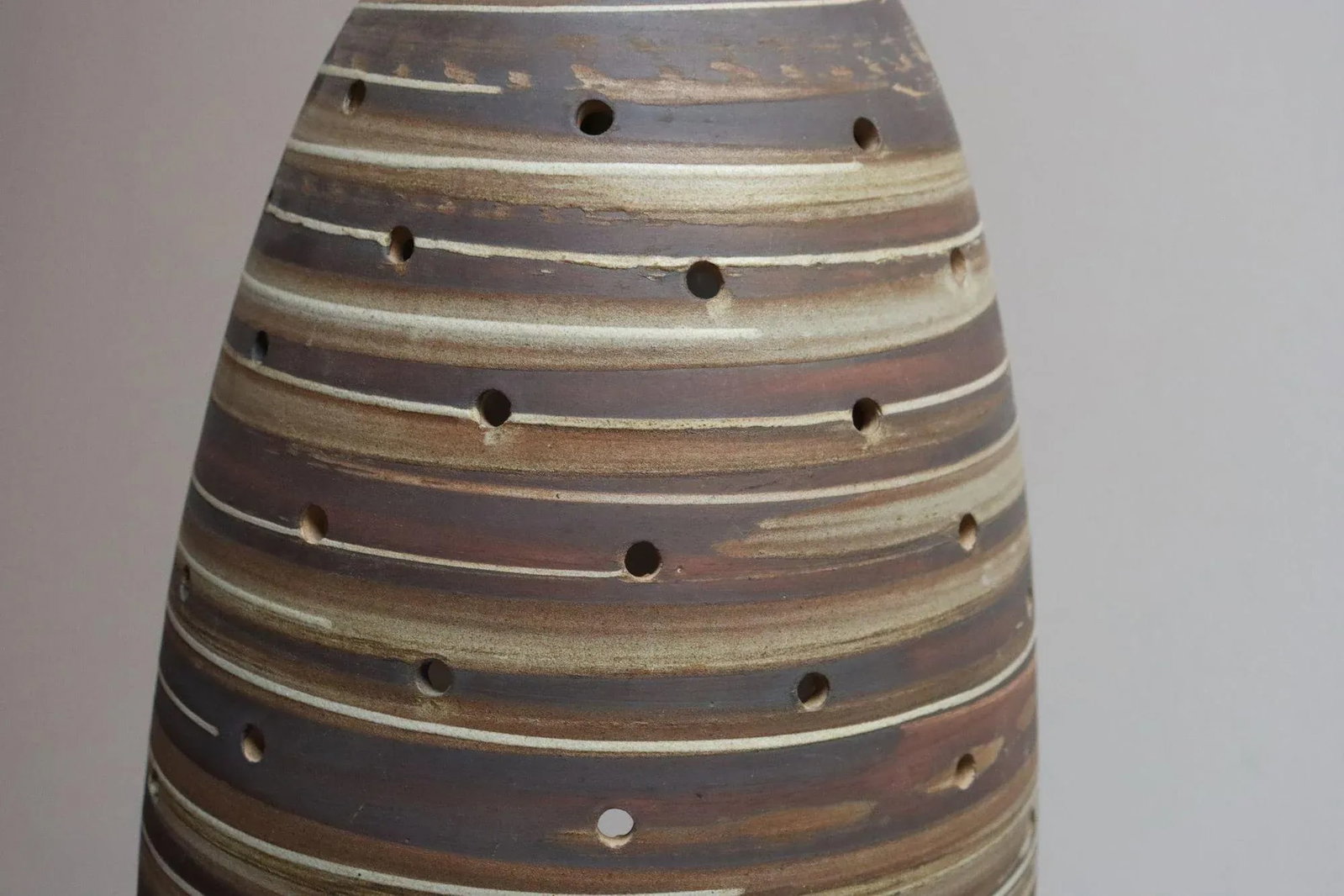 Vintage Matte Stoneware "Beehive" Pendant Lamp by Jane and Gordon Martz - 7