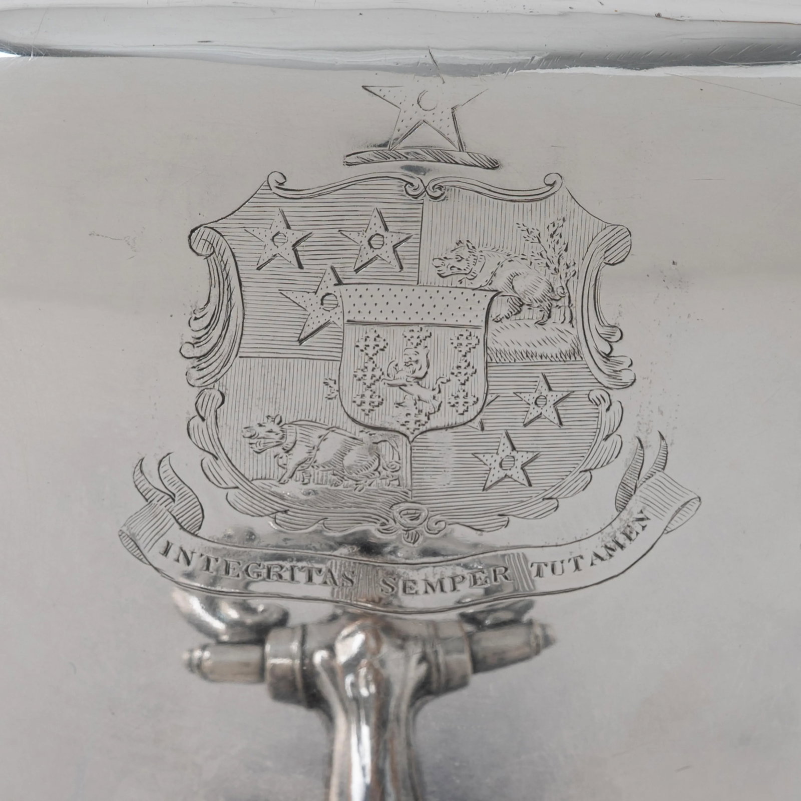 Old Sheffield Plate Hot Water Urn, Harries Family Crest, c.1830 - 3