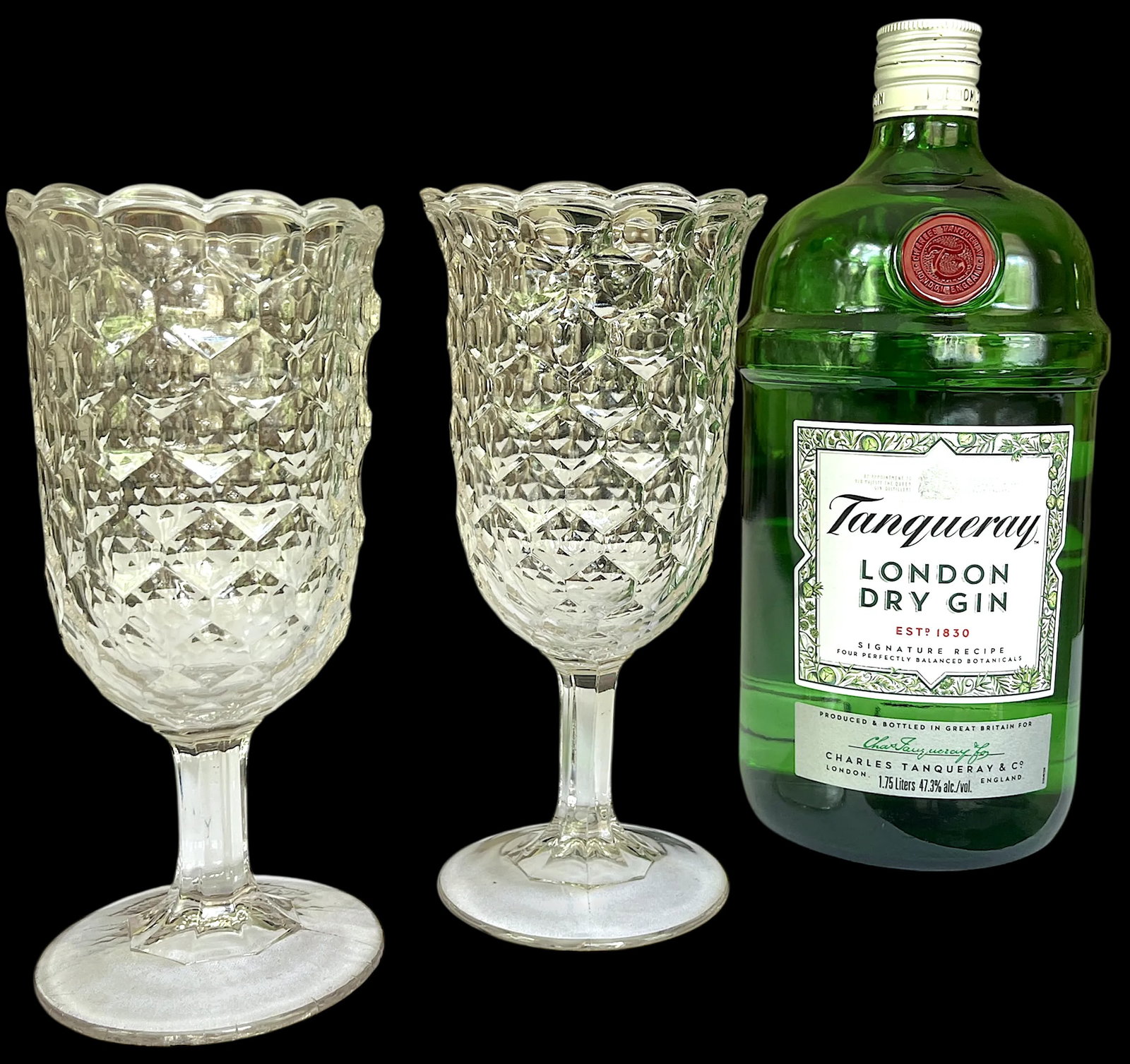 Antique Early American Pressed Glass Spooner or Celery Vases Honeycomb Pattern, Circa 1880s - A Pair - 3