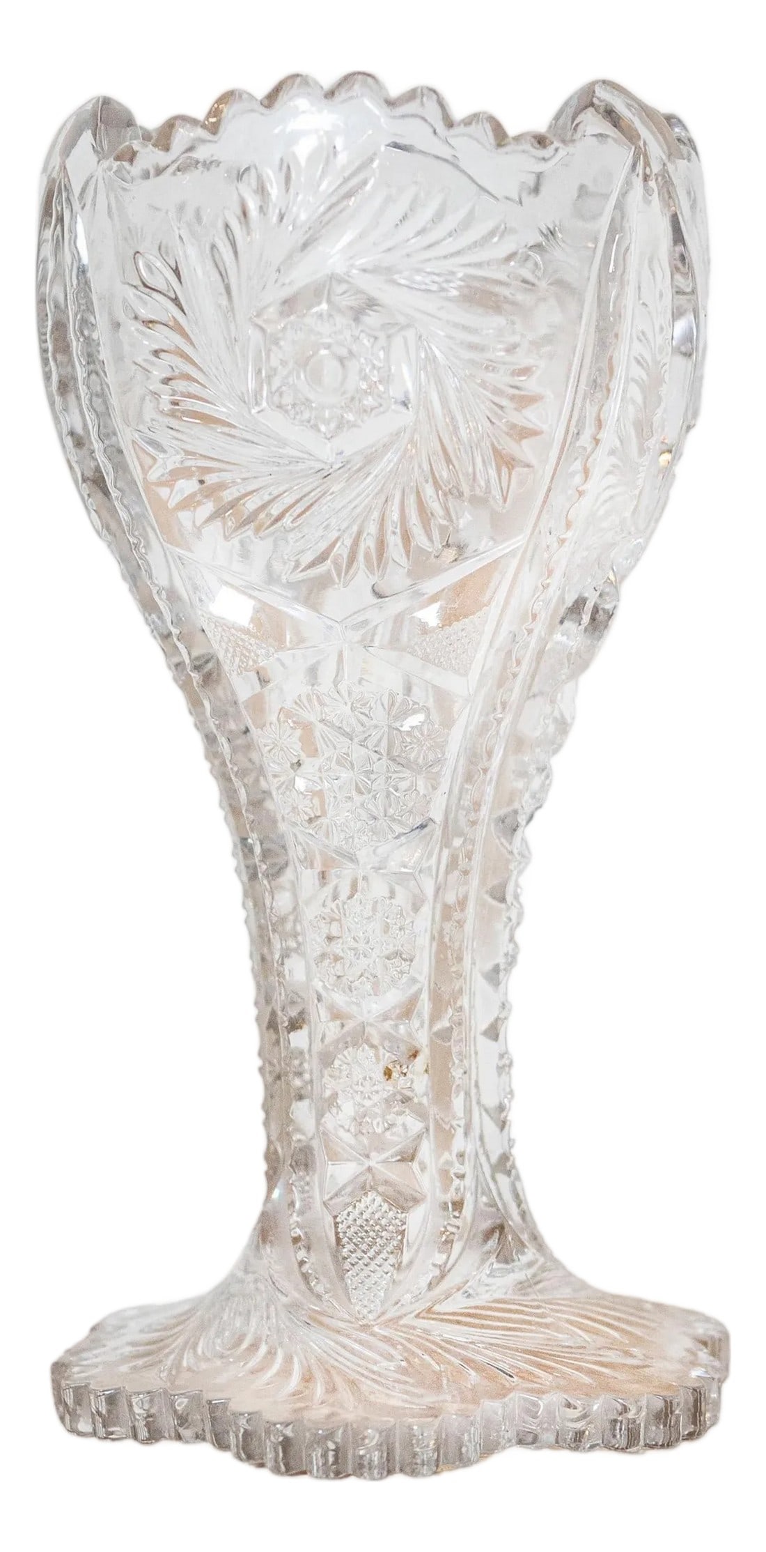 American Brilliant Cut Glass Trumpet Vase, Late 19th–Early 20th Century: An exquisite example of American Brilliant Period cut glass, this flared trumpet vase dazzles with its intricate geometric patterns and exceptional clarity. Likely dating from the late 19th to early