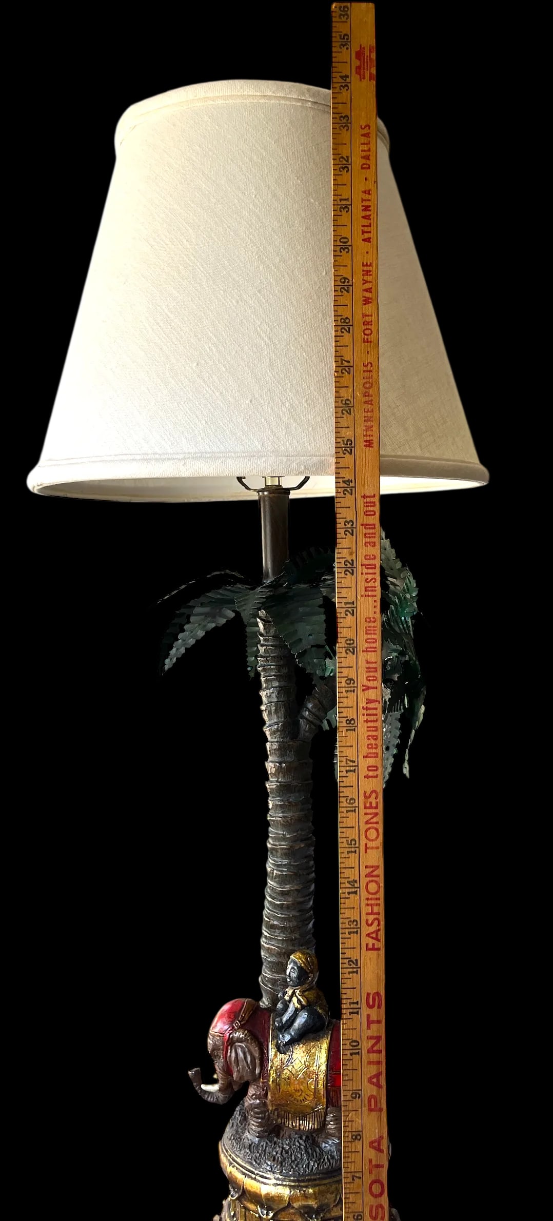 1990s Toile Elephant and Boy Tropical Palm Tree Table Lamp - 9