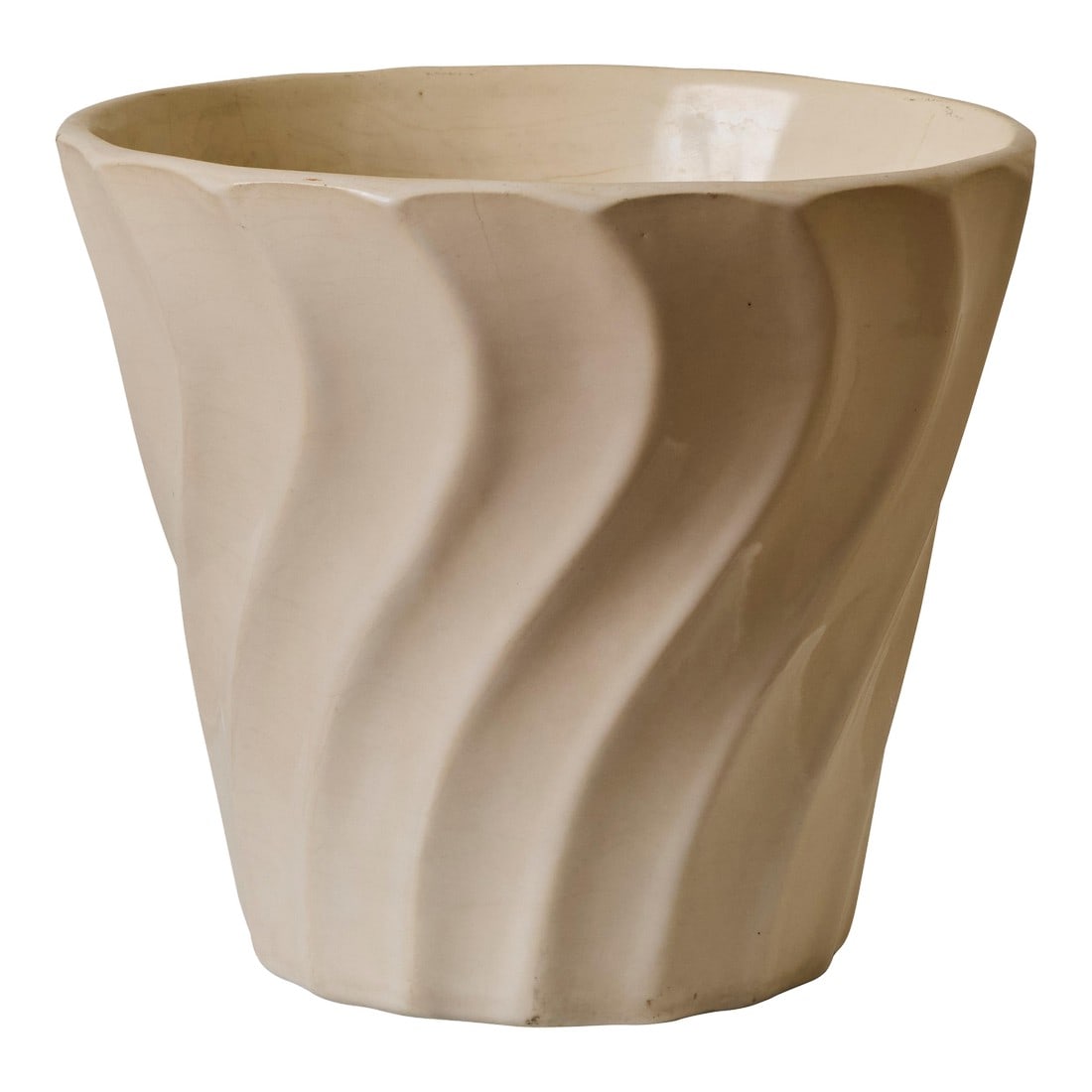 Mid-Century White Glazed Ceramic Bauer Planter: Midcentury White Glazed Ceramic Bauer Planter Executed in matte white glazed ceramic. A very clean and increasingly rare vintage example of Bauer's iconic "Swirl" design, reminiscent of the California