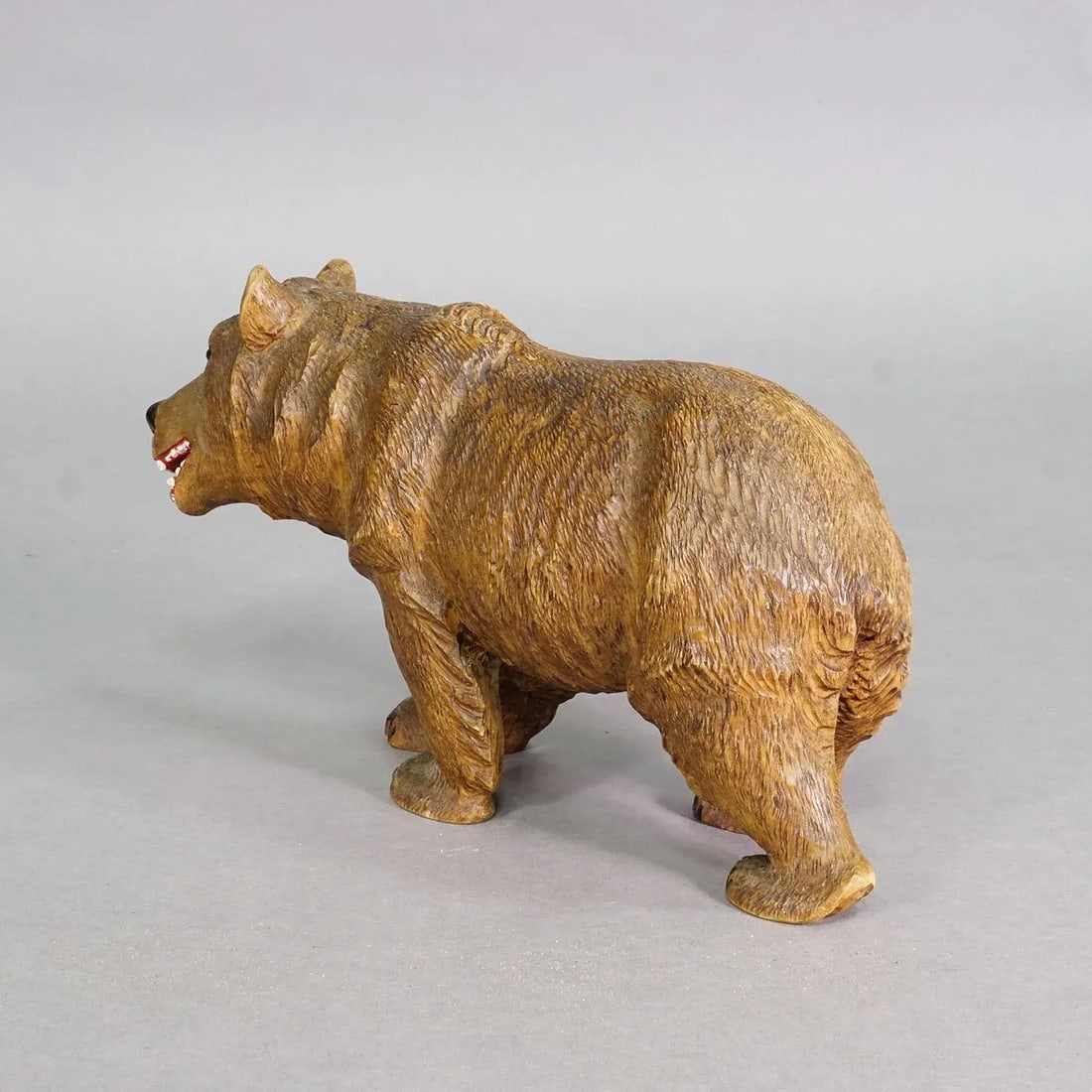Large Vintage Wooden Strolling Bear Handcarved Ca. 1930s, Brienz - 3