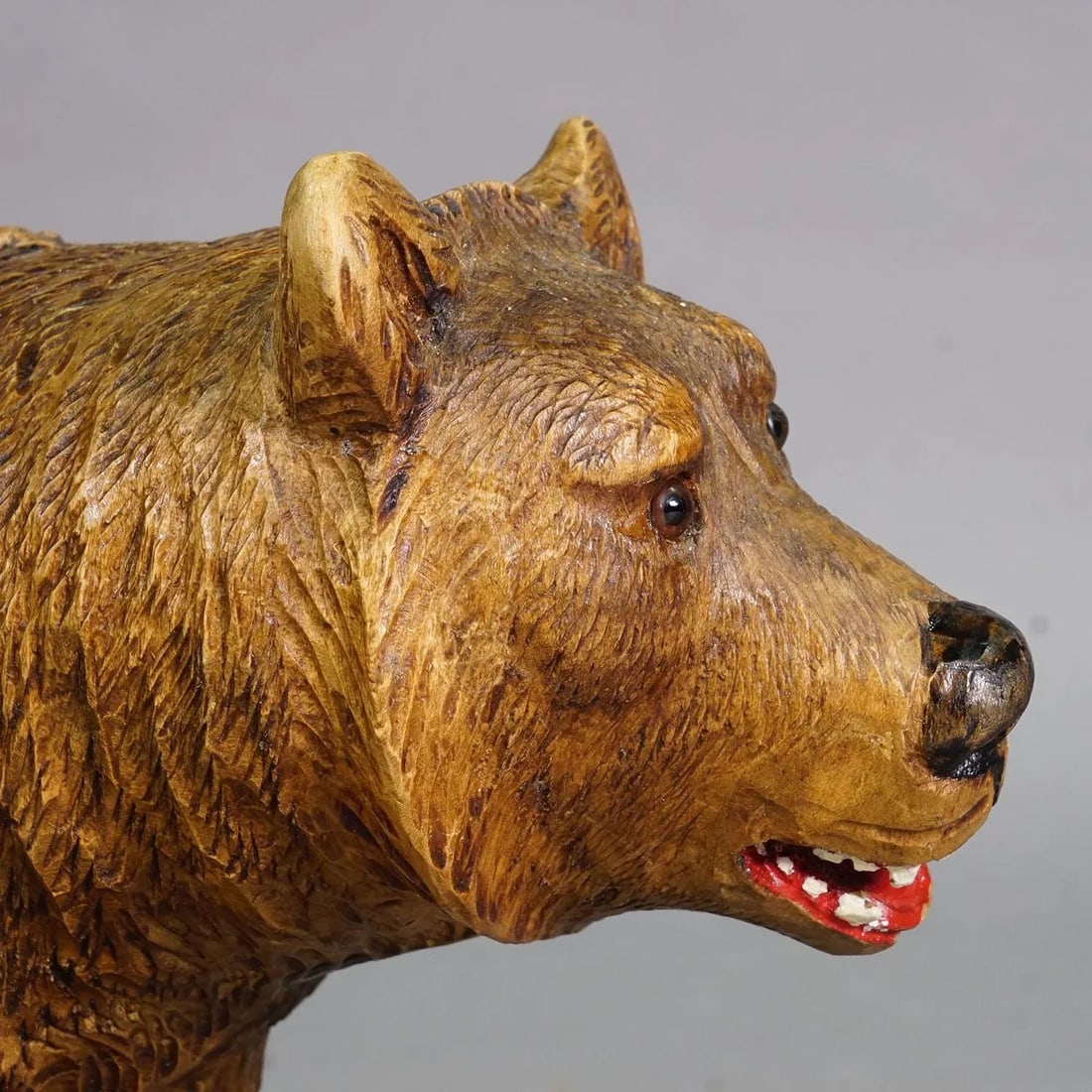 Large Vintage Wooden Strolling Bear Handcarved Ca. 1930s, Brienz - 6