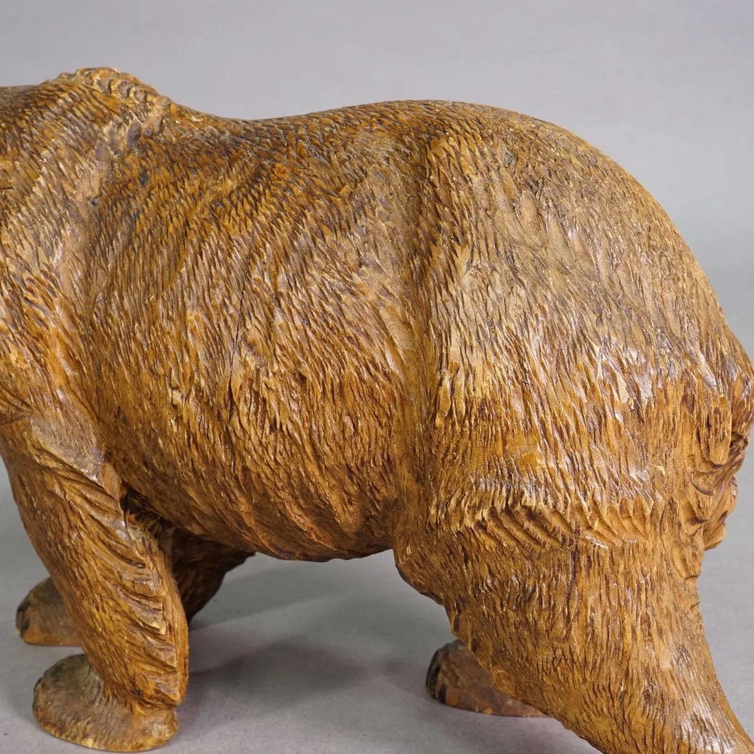 Large Vintage Wooden Strolling Bear Handcarved Ca. 1930s, Brienz - 9