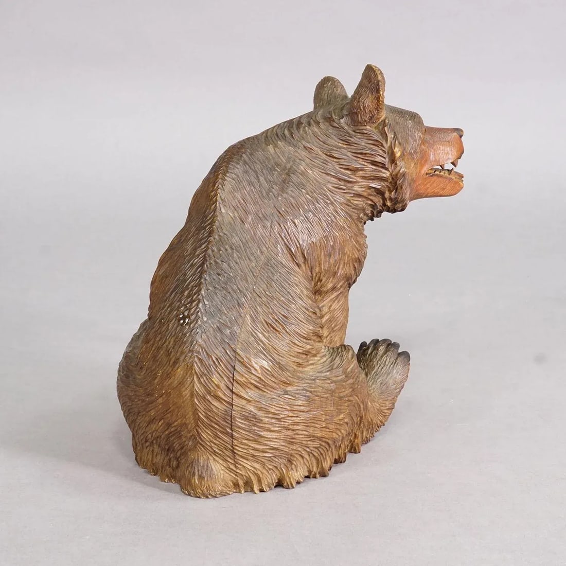 Antique Wooden Sitting Bear Handcarved Ca. 1920s, Brienz - 3