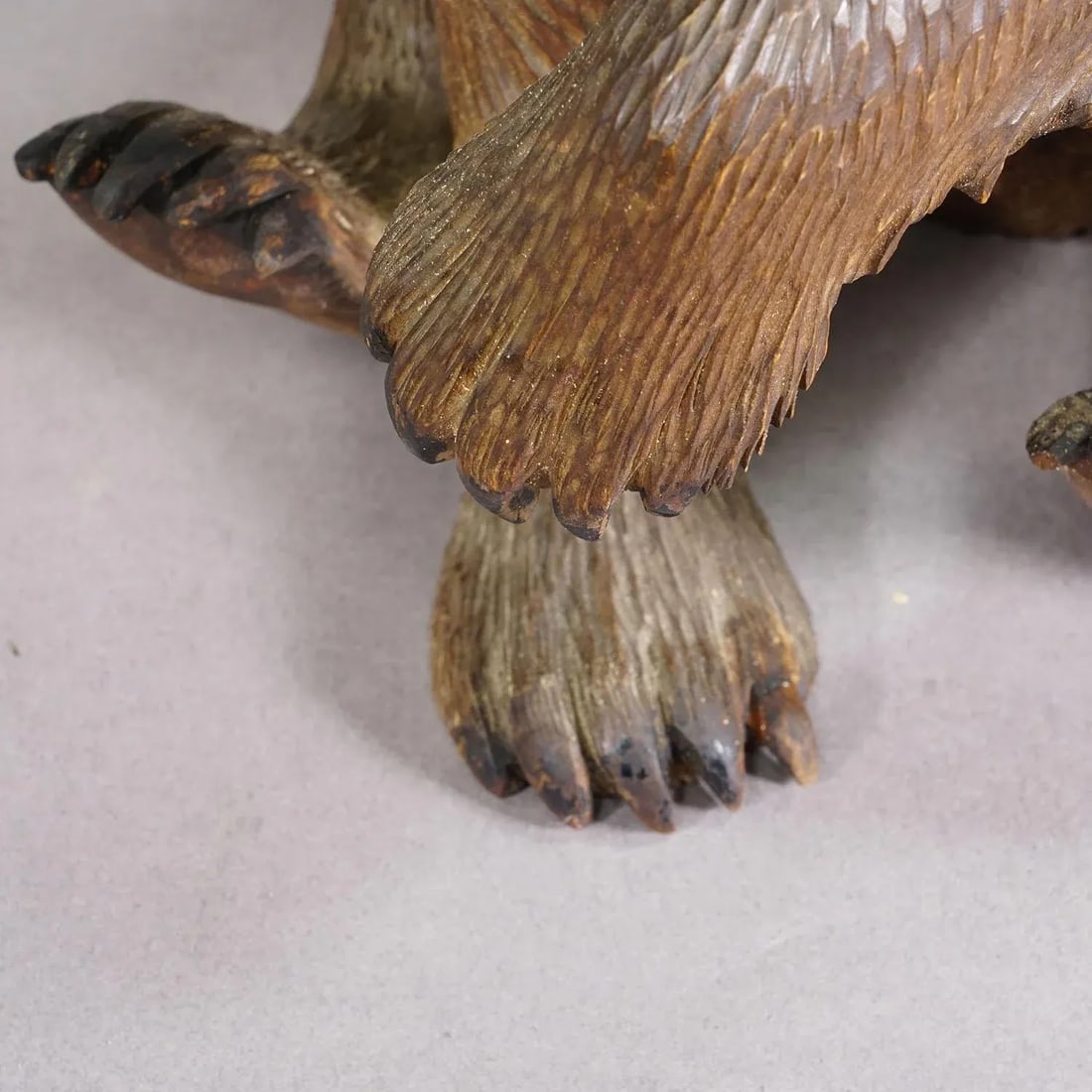 Antique Wooden Sitting Bear Handcarved Ca. 1920s, Brienz - 4