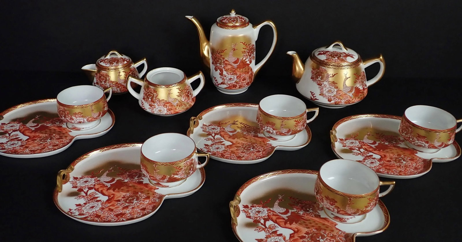 Early 20th Century 14-Piece Japanese Gilt and Painted Tea and Dessert Serving Set with Peacock - 5