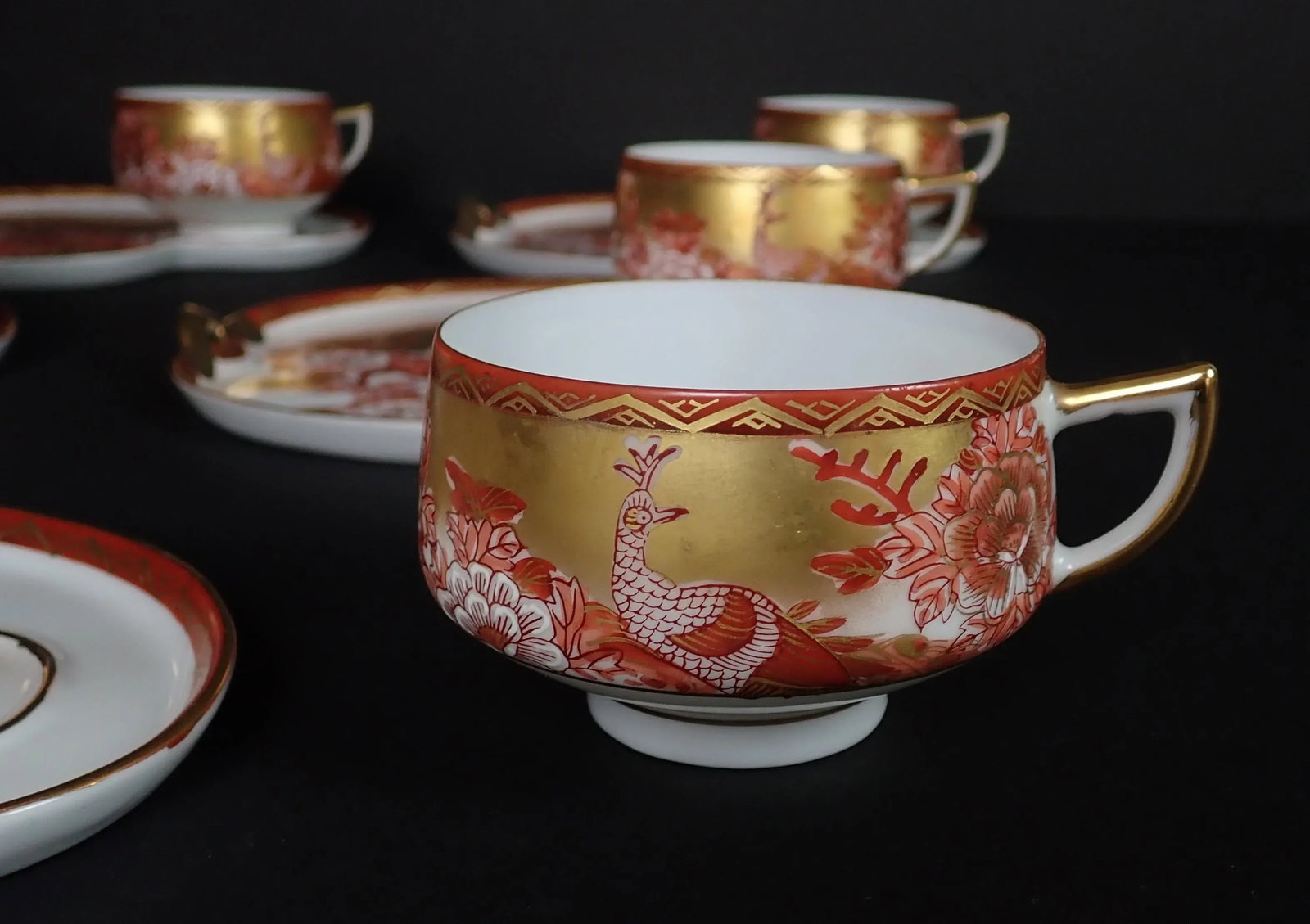Early 20th Century 14-Piece Japanese Gilt and Painted Tea and Dessert Serving Set with Peacock - 7
