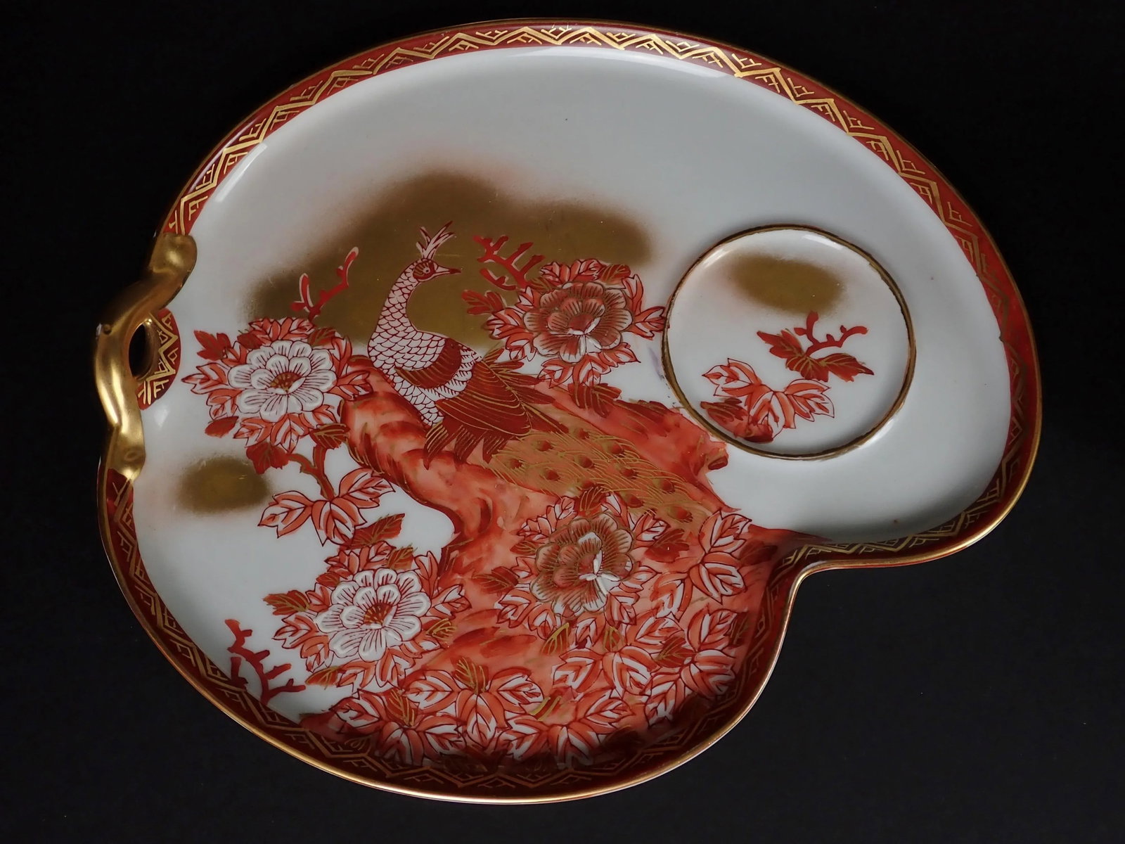 Early 20th Century 14-Piece Japanese Gilt and Painted Tea and Dessert Serving Set with Peacock - 8
