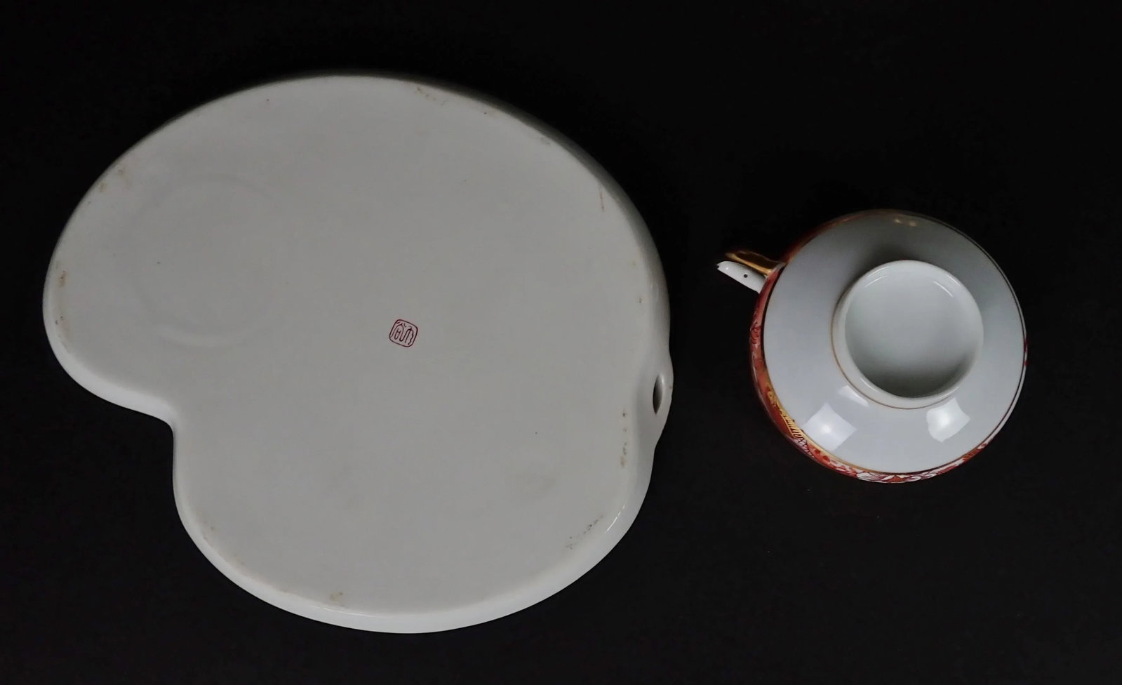 Early 20th Century 14-Piece Japanese Gilt and Painted Tea and Dessert Serving Set with Peacock - 9