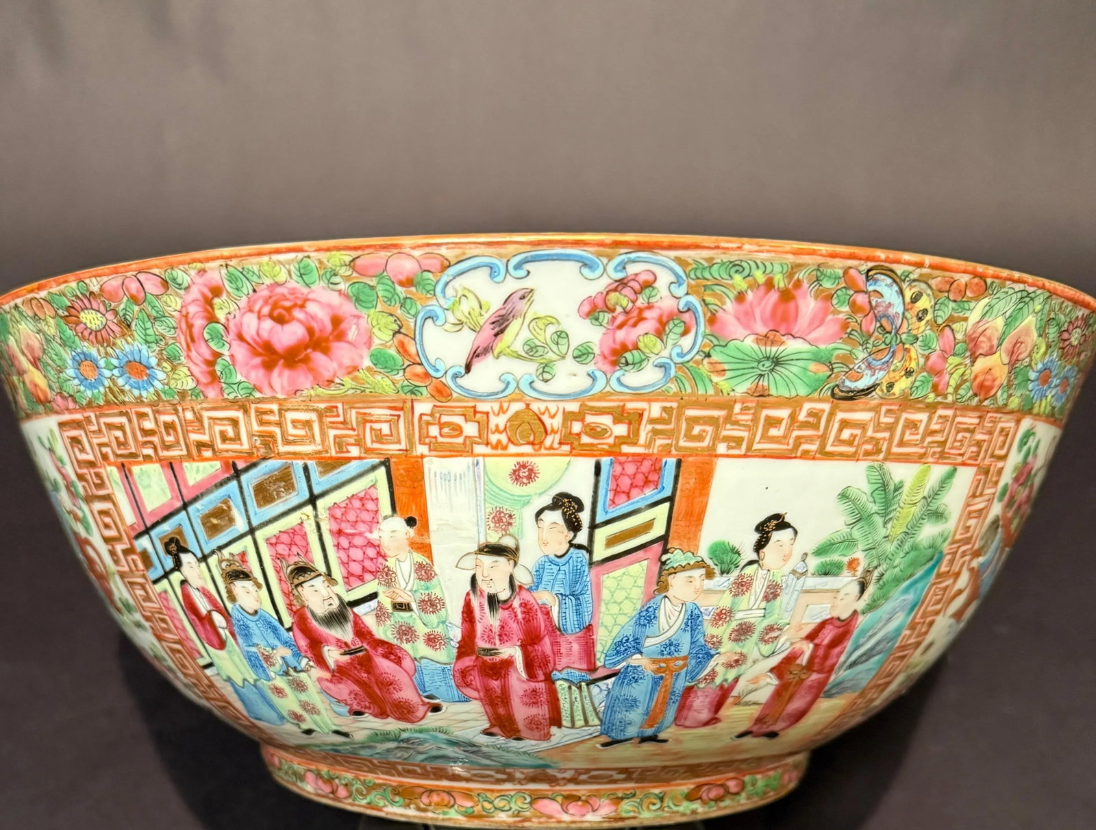 Late 19th Century Antique Qing Chinese Famille Rose Canton Porcelain Bowl - 10