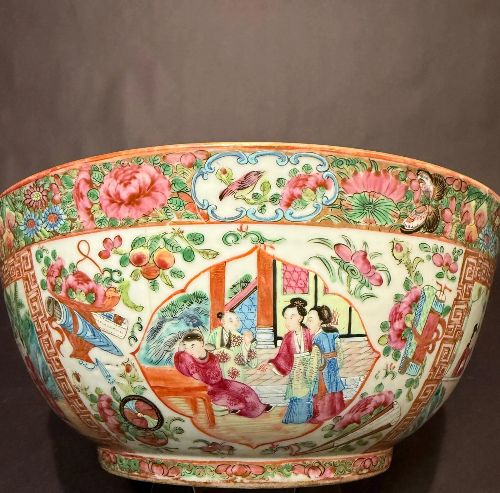 Late 19th Century Antique Qing Chinese Famille Rose Canton Porcelain Bowl - 12