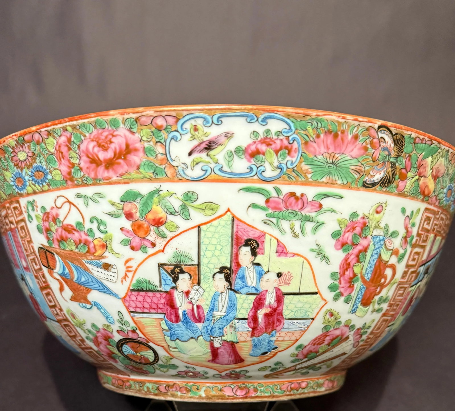 Late 19th Century Antique Qing Chinese Famille Rose Canton Porcelain Bowl - 3