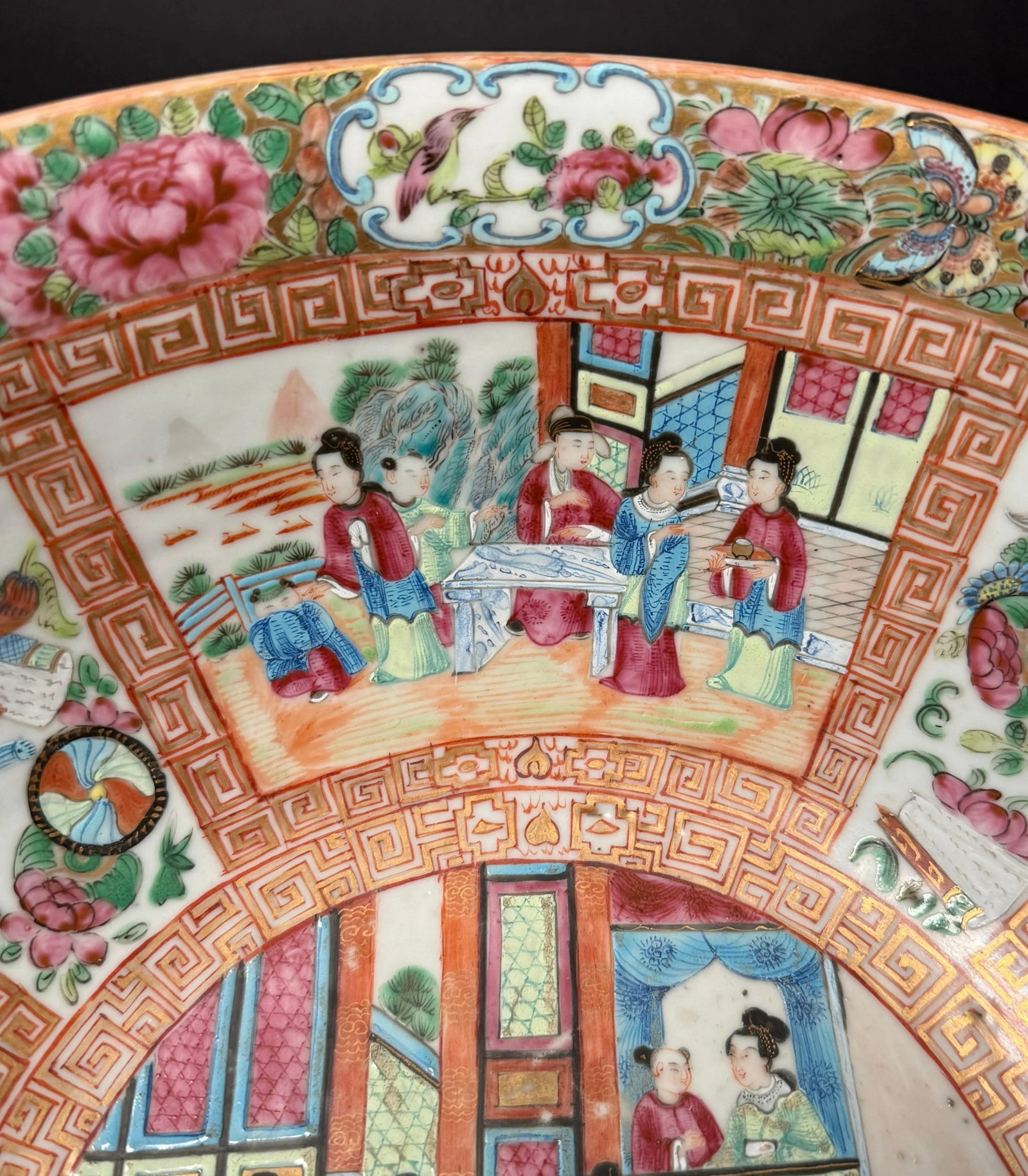 Late 19th Century Antique Qing Chinese Famille Rose Canton Porcelain Bowl - 6