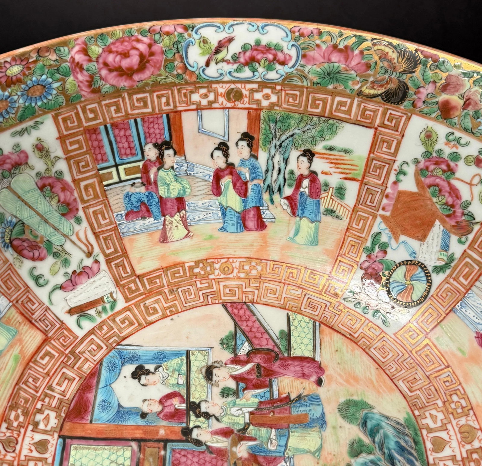 Late 19th Century Antique Qing Chinese Famille Rose Canton Porcelain Bowl - 7