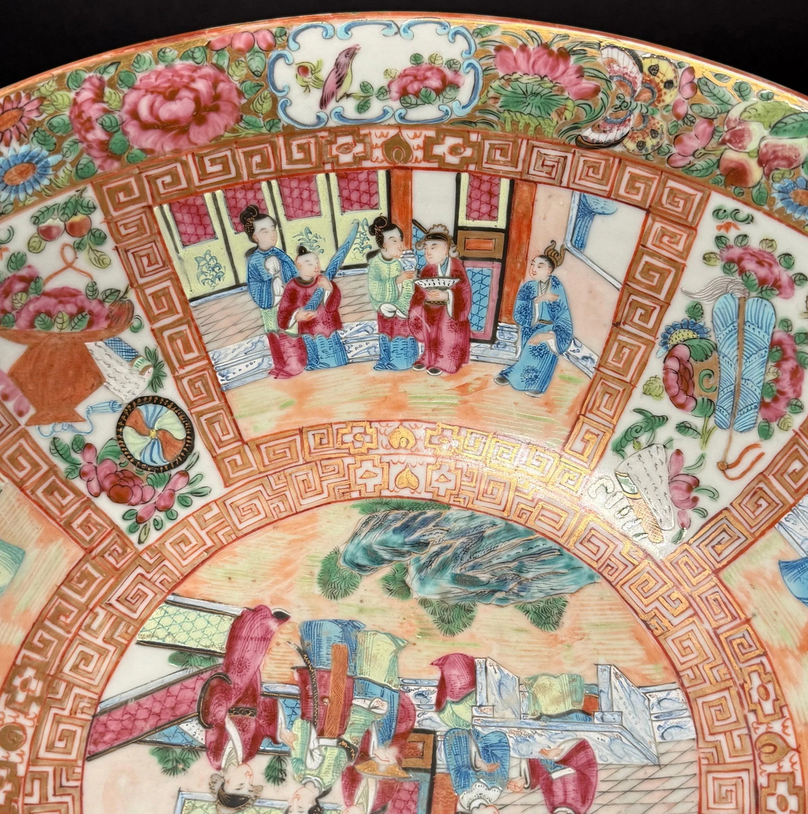 Late 19th Century Antique Qing Chinese Famille Rose Canton Porcelain Bowl - 8