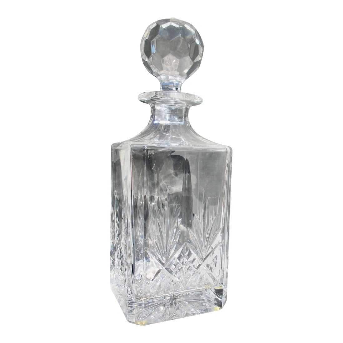 Edinbourgh Crystal Whisky Decanter: Edinburgh International marked to he bottom, created before becoming a Waterford company. Excellent condition, no stains or fogging. The measurements are 10.25" tall and 3.5" by 3.5". Condition: