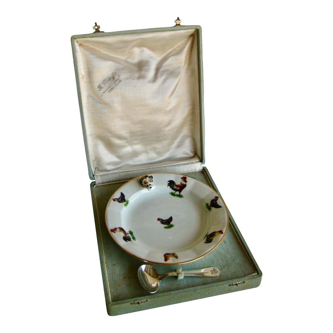 French Mid Century Modern Porcelain Baby Worming Plate: Charming set in the original box , with a silver spoon monogramed , we all know how this works , so let s speak about the lovely decor of rosters and chickens all around the plate and in the center