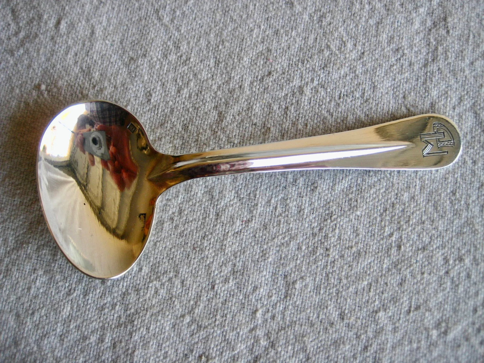 French Mid Century Modern Porcelain Baby Worming Plate - 8