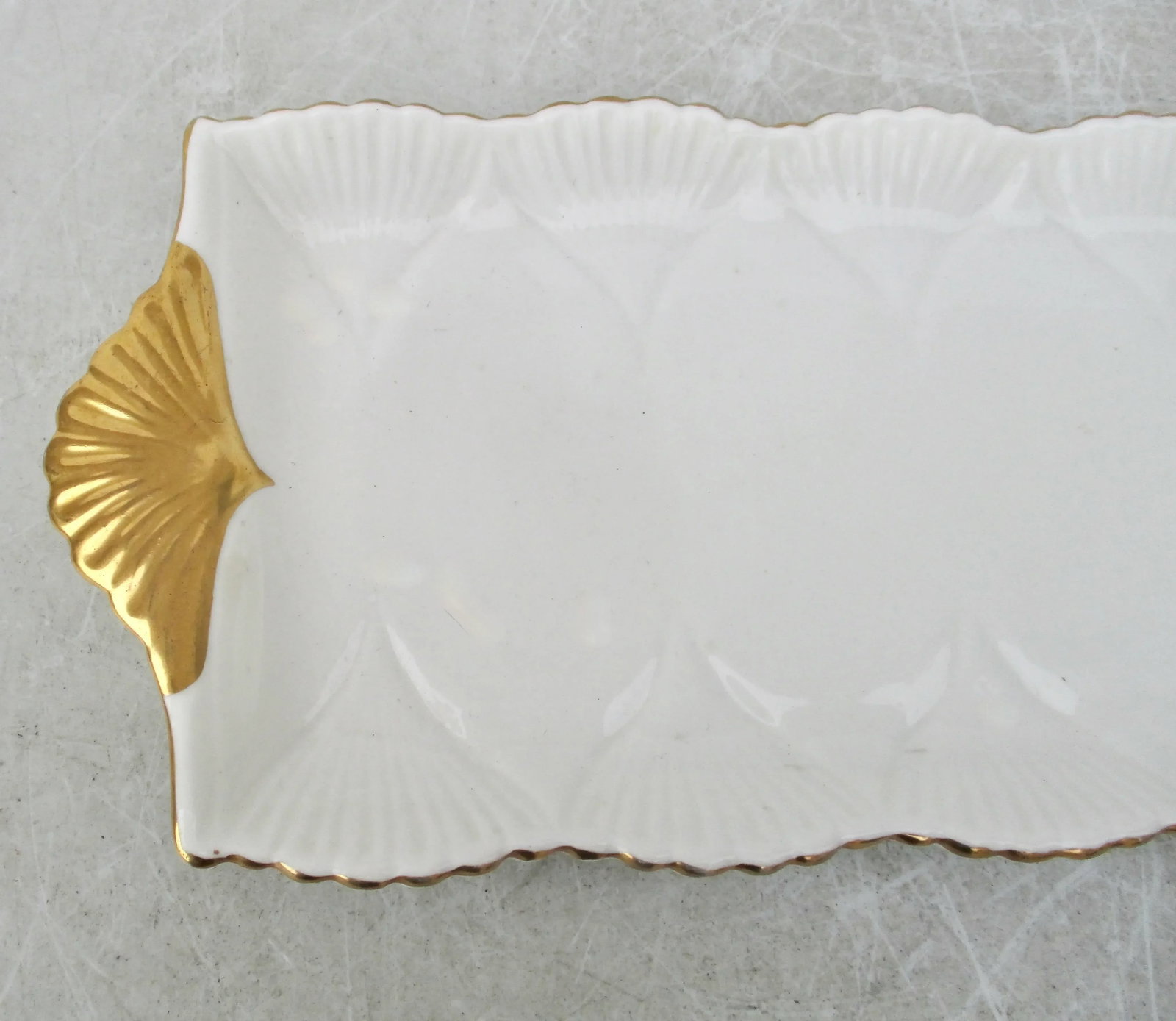 1940s Shelley Porcelain and Gold Gilt Tray - 6