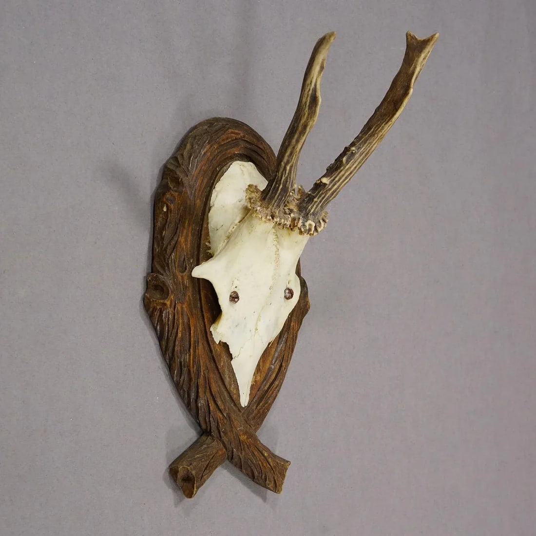 Antique Deer Trophy on Carved Plaque, Germany 1942 - 3