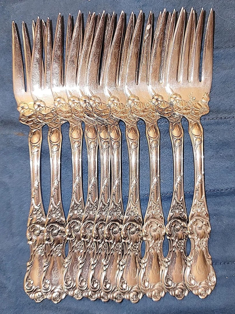 1900s Wallace Silverplated Dessert Forks, Set of 10 - 3