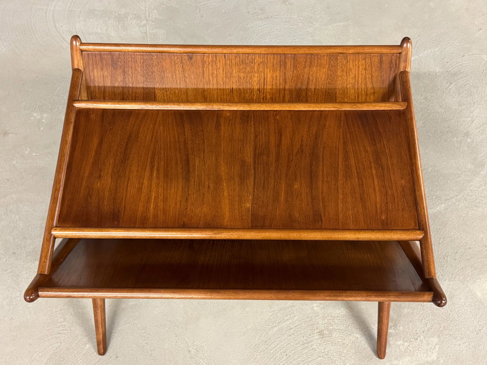 1950s Refinished Magazine Rack by t.h. Robsjohn Gibbings for Widdicomb - 7