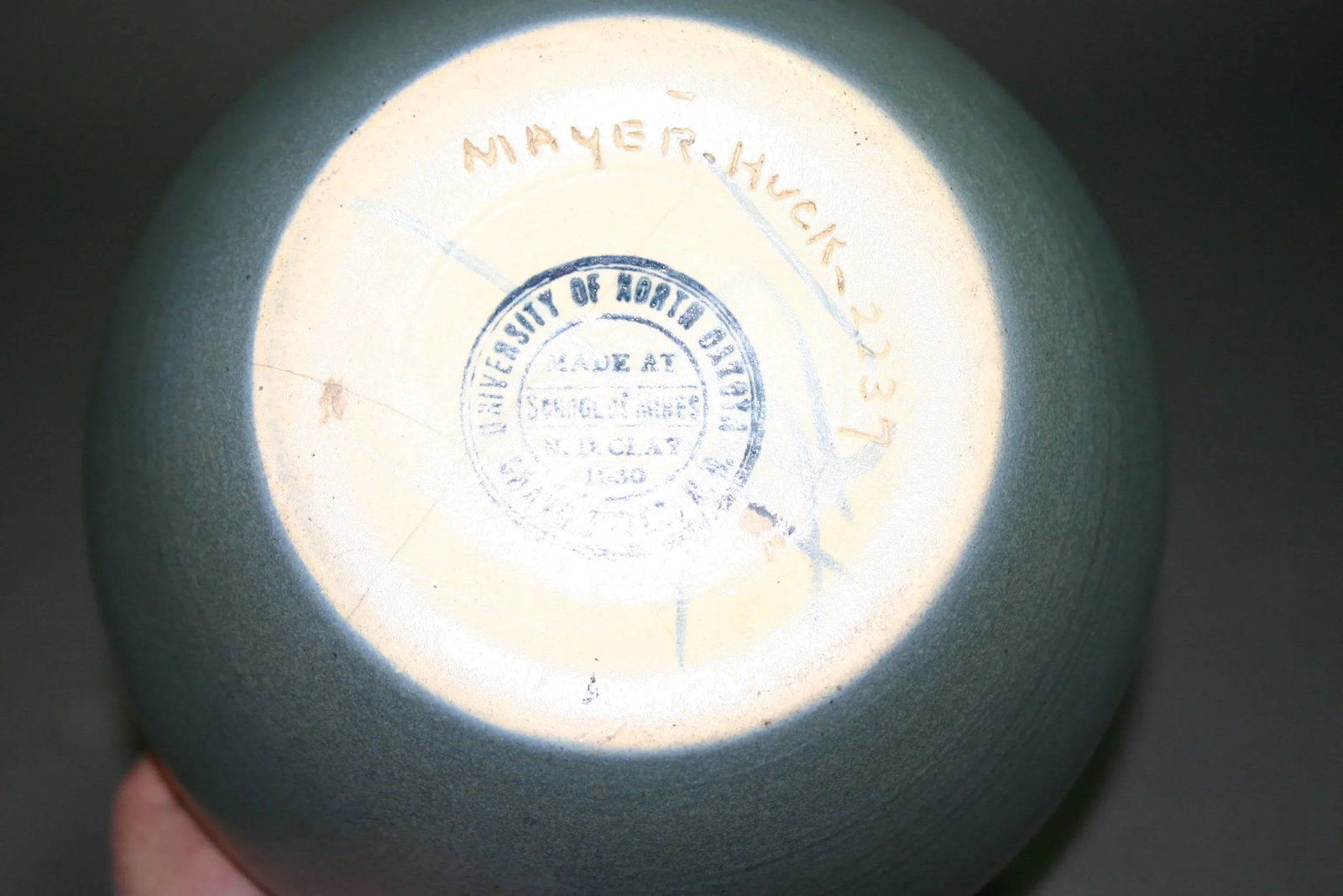 1930s North Dakota School of Mines Pottery Bowl - 6