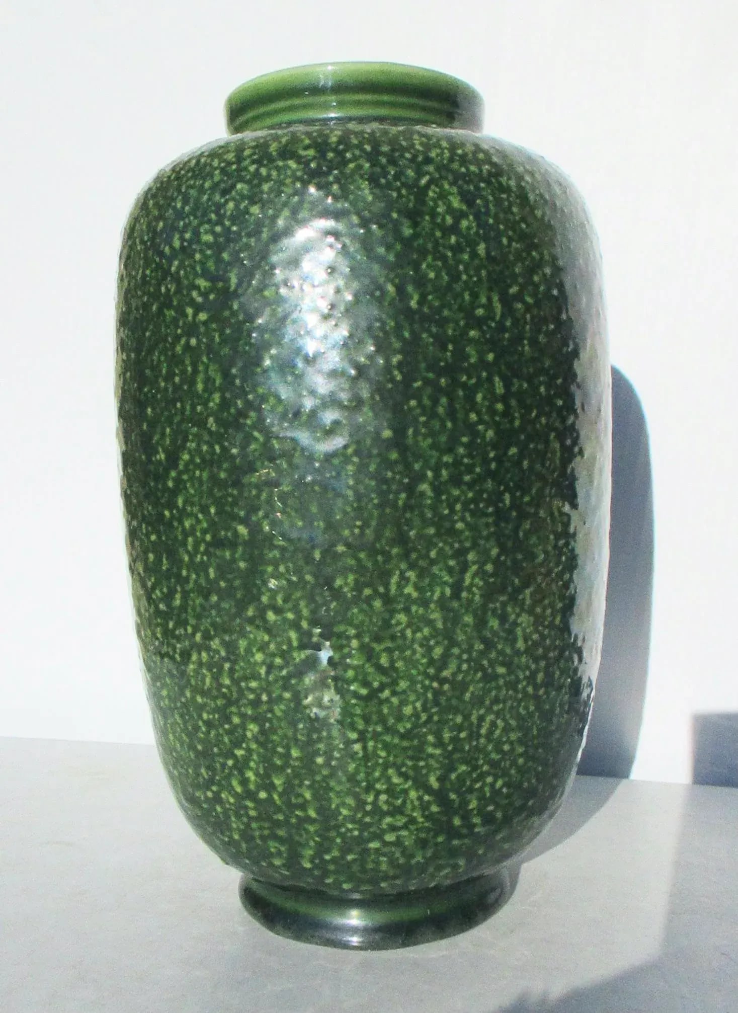 Hyalyn Mid-Century Porcelain Toad Skin Vase - 4