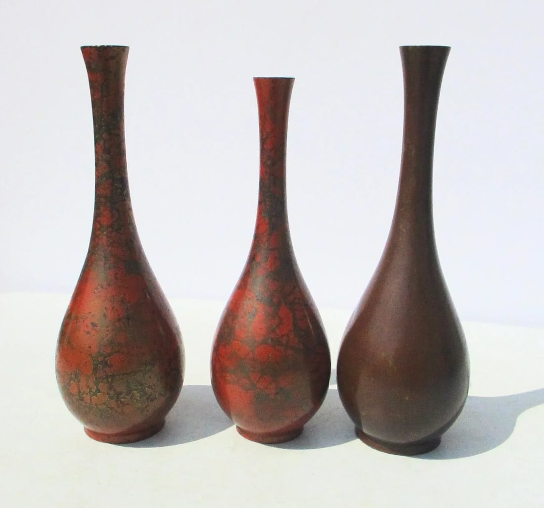 Japanese Bronze Vases -A Group of 3 - 2