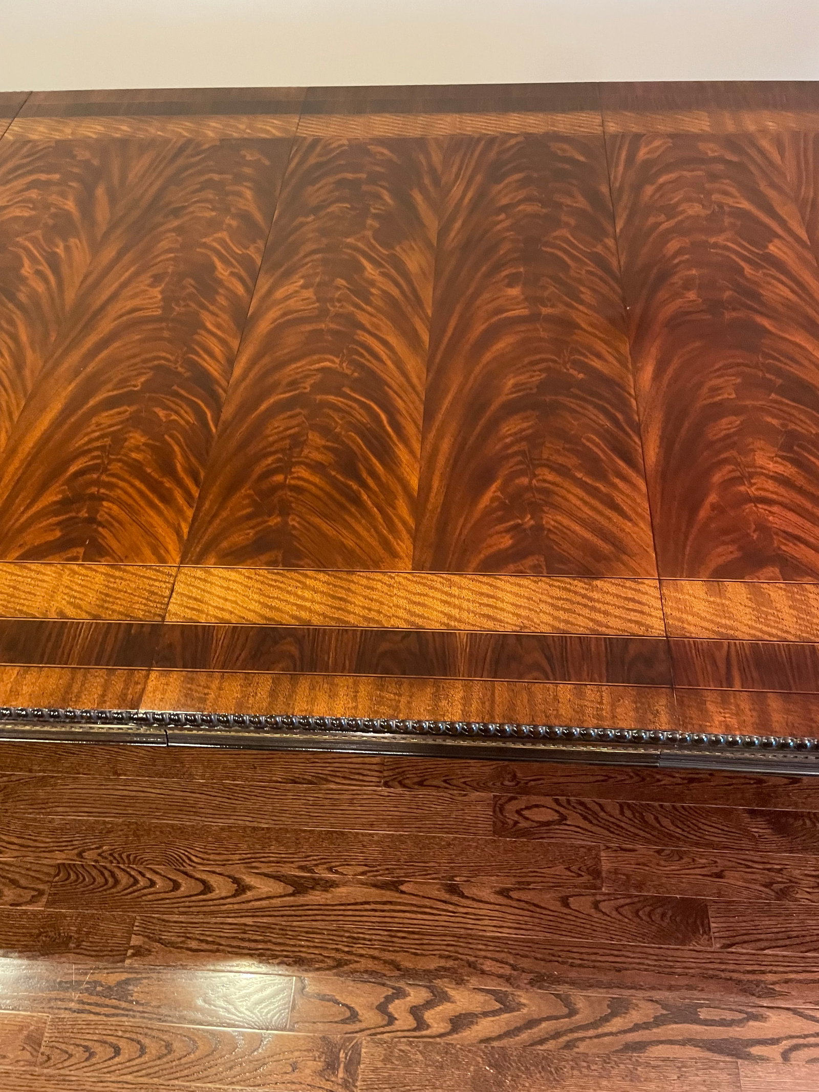 1990s Ej Victor Regency Chippendale Mahogany Dining/Conference Table With Gold Leaf Accents and Cust - 13