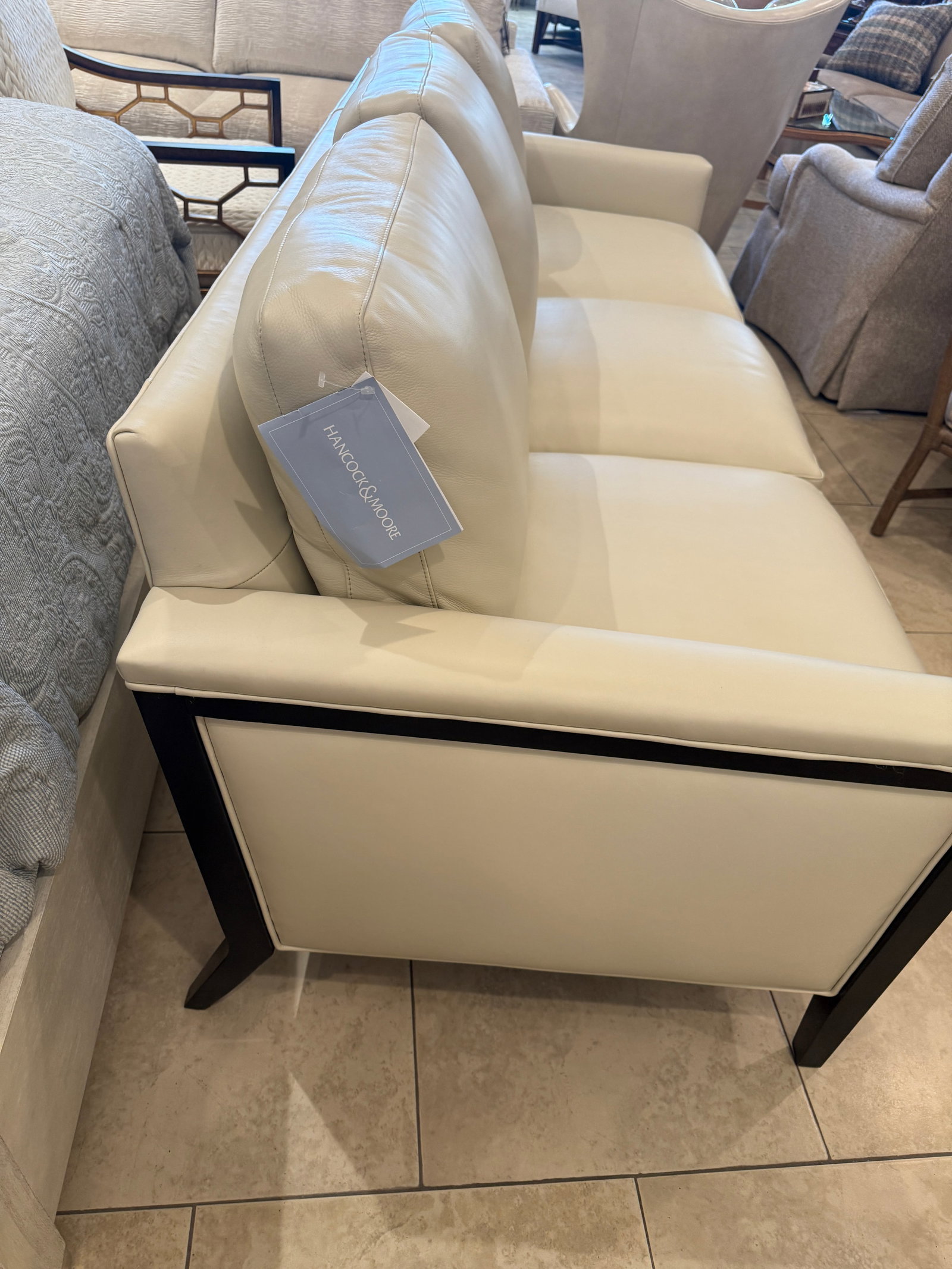 Hancock & Moore Ava Leather Sofa in Angelo Creme CL 3 - 4