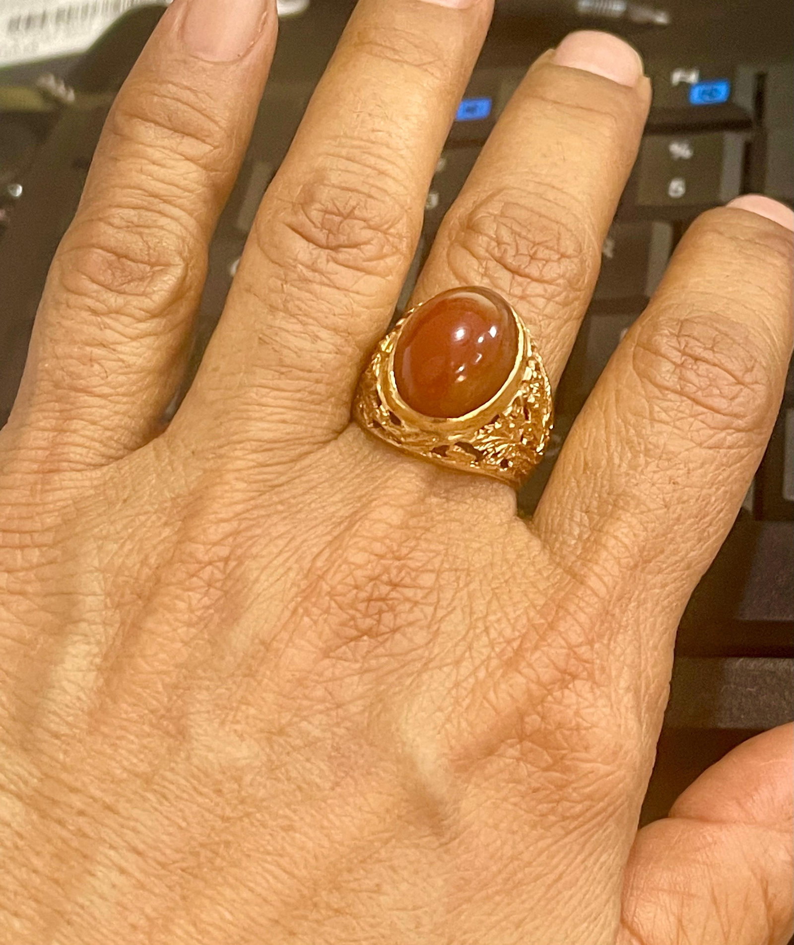 7 Carat Jasper Cabochon 18 Karat Yellow Gold Classic Wide Ring - 14