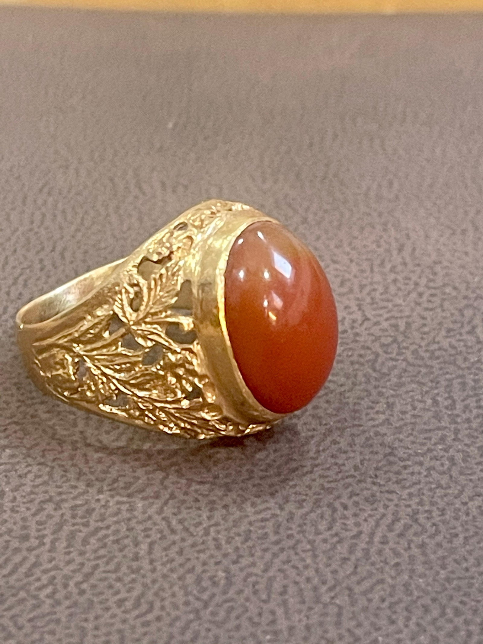 7 Carat Jasper Cabochon 18 Karat Yellow Gold Classic Wide Ring - 8