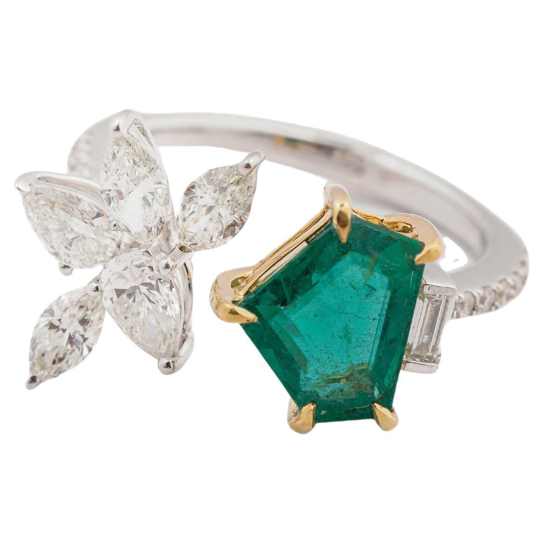 Natural Zambian Emerald 1.80cts & diamond 1.26cts Ring in 18k Gold - 5
