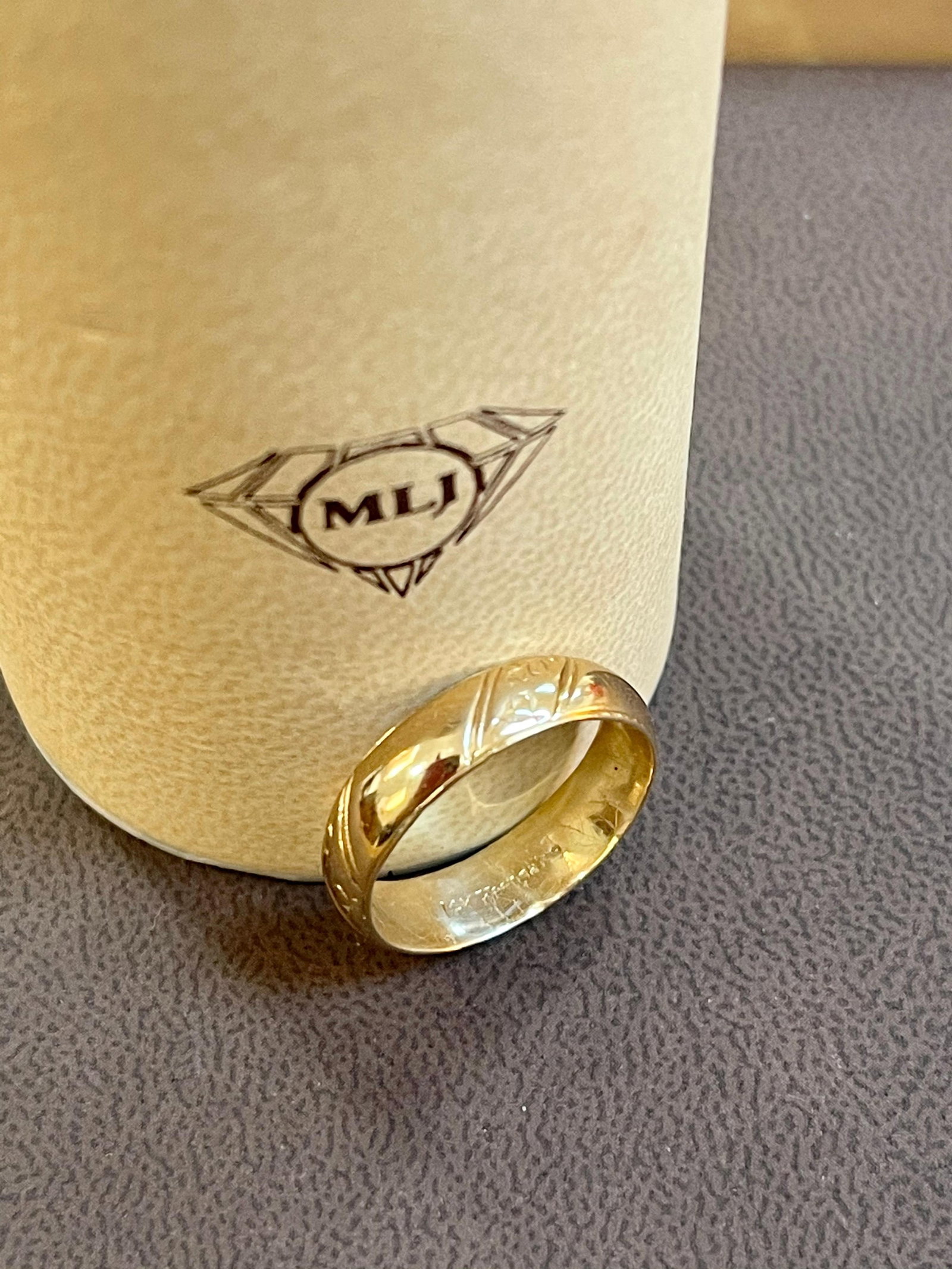 14 Karat Yellow Gold Classic Wide Wedding Band With Design Ring, Unisex Size 9 - 13