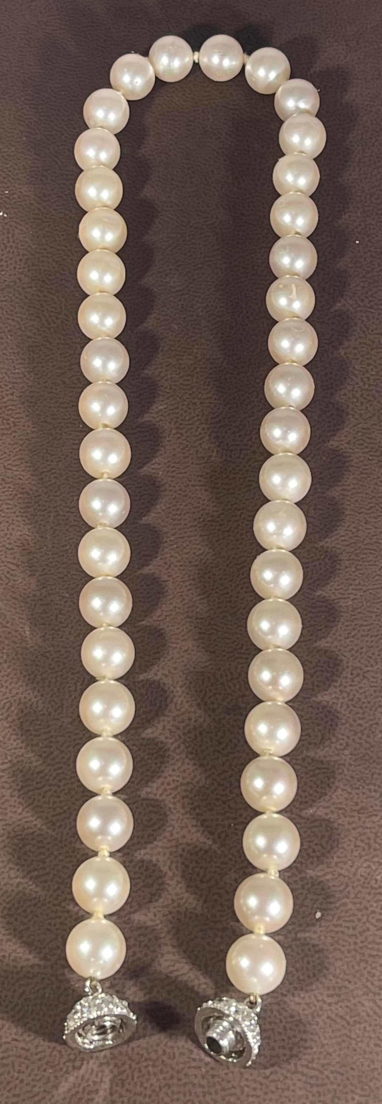 41 Round Akoya Pearls Strand Necklace Set in Metal Ball Clasp - 18
