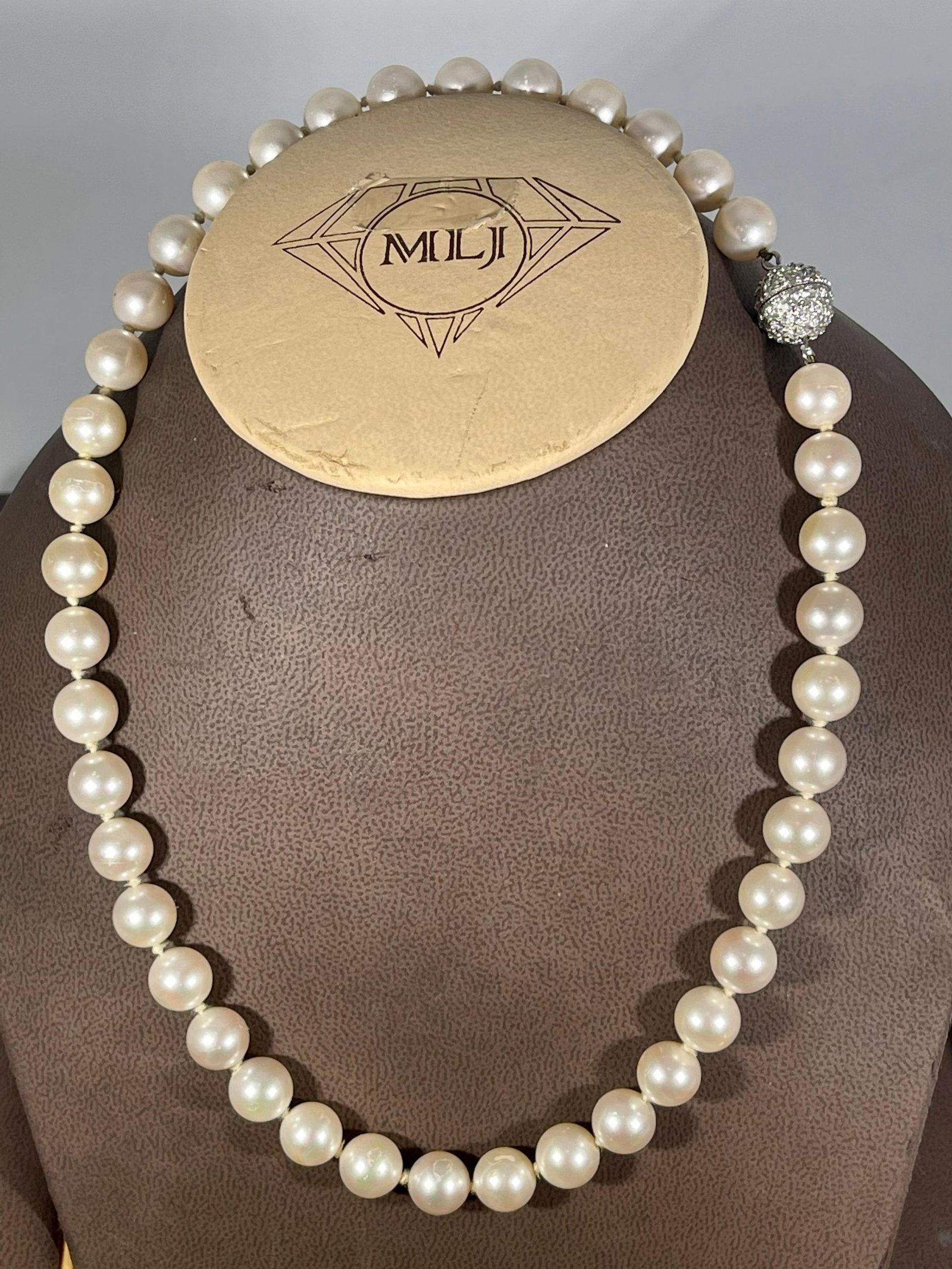 41 Round Akoya Pearls Strand Necklace Set in Metal Ball Clasp - 6