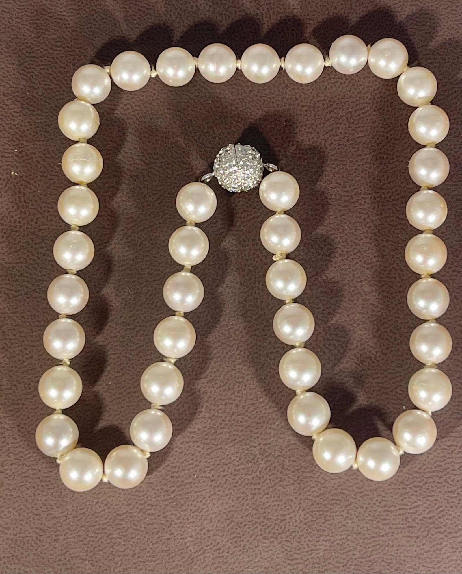 41 Round Akoya Pearls Strand Necklace Set in Metal Ball Clasp - 8