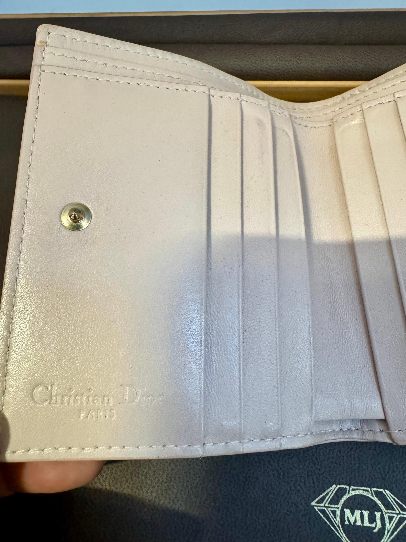 Christian Dior lady Dior Mini wallet, Cream / Beige - 14
