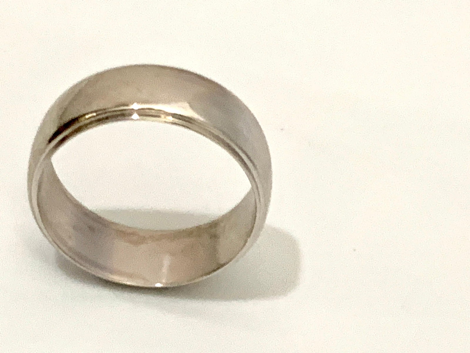 14 Karat White Gold Half Round Edge Wedding Band, Estate - 11