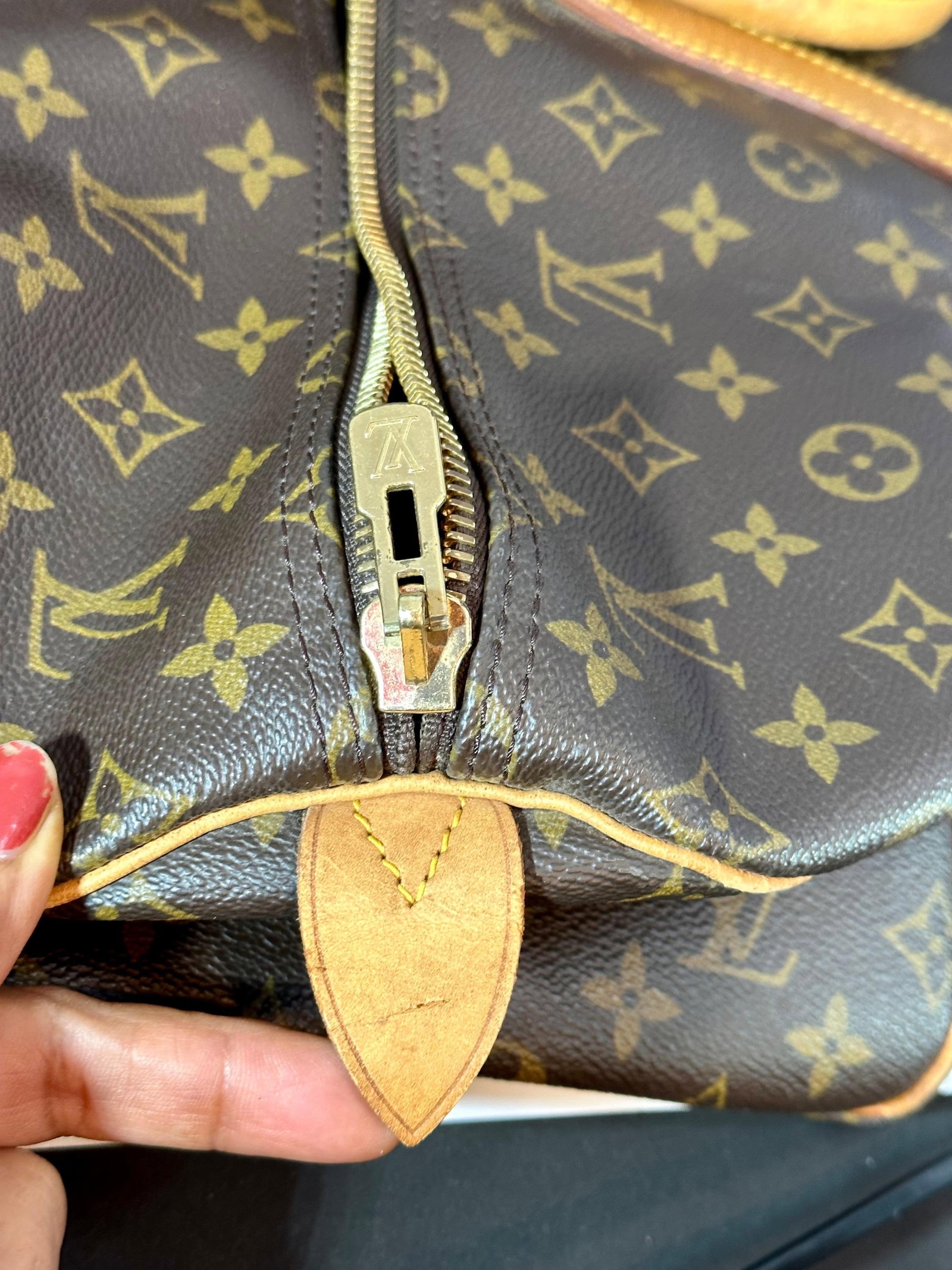 LOUIS VUITTON Brown Monogram Canvas Keepall Luggage Bag 55 - 6