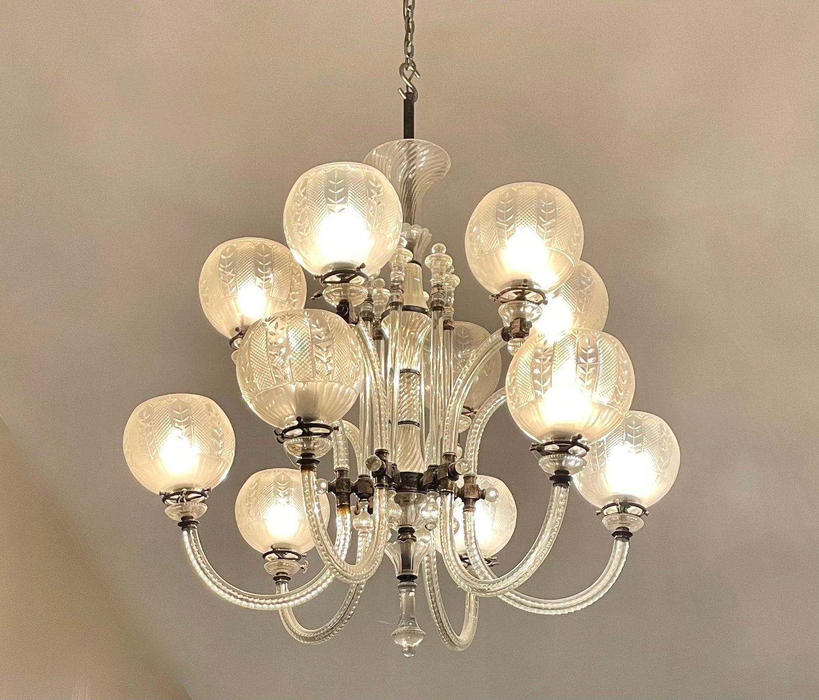 Early 20th Century Exquisite F. & C. Osler Style 12-Light Cut-Glass Chandelier - 12