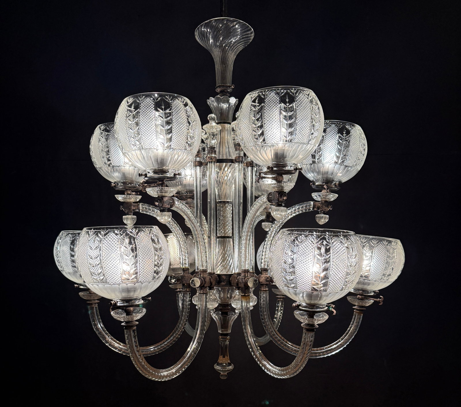 Early 20th Century Exquisite F. & C. Osler Style 12-Light Cut-Glass Chandelier - 2
